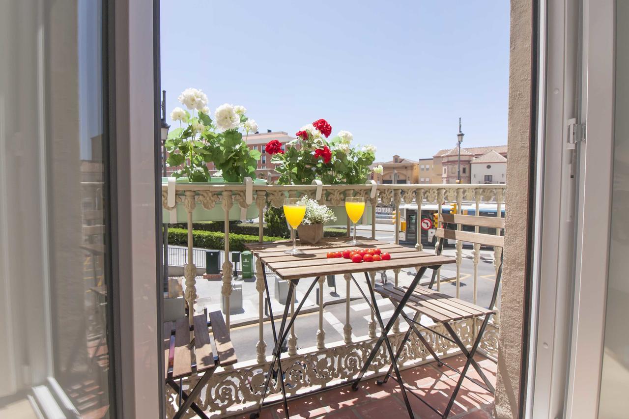 Premium Historic Center & Parking Apartment Malaga Luaran gambar